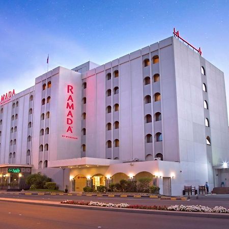 Ramada By Wyndham Bahrain Hotel Manamah Buitenkant foto