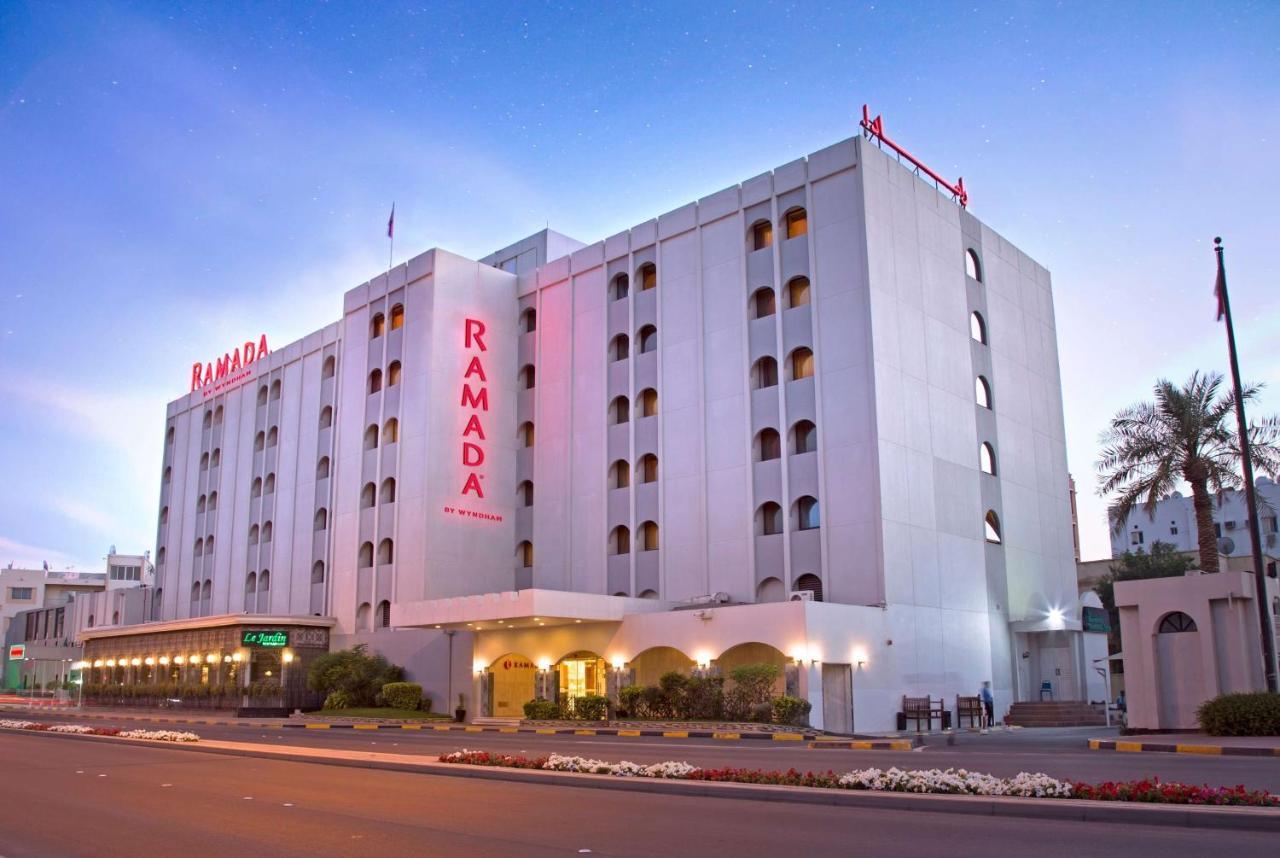 Ramada By Wyndham Bahrain Hotel Manamah Buitenkant foto