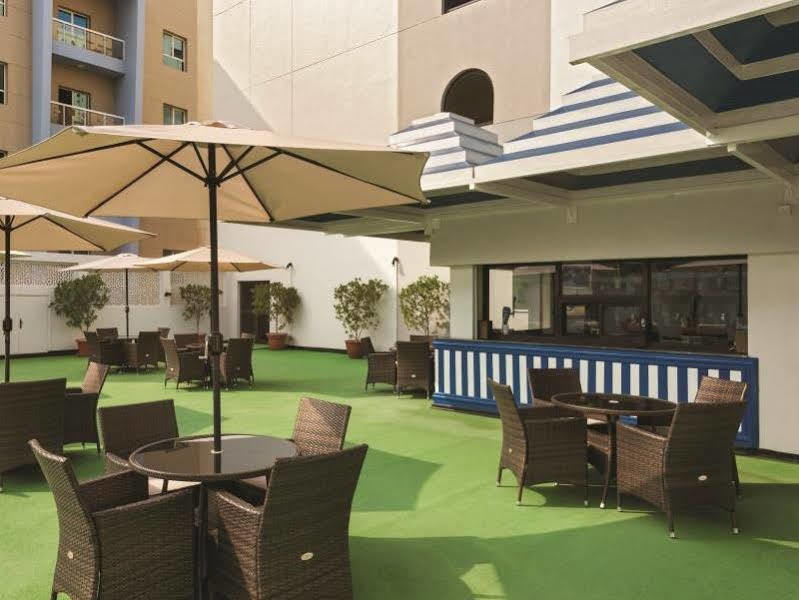 Ramada By Wyndham Bahrain Hotel Manamah Buitenkant foto